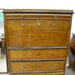 647 8274 SECRETAIRE